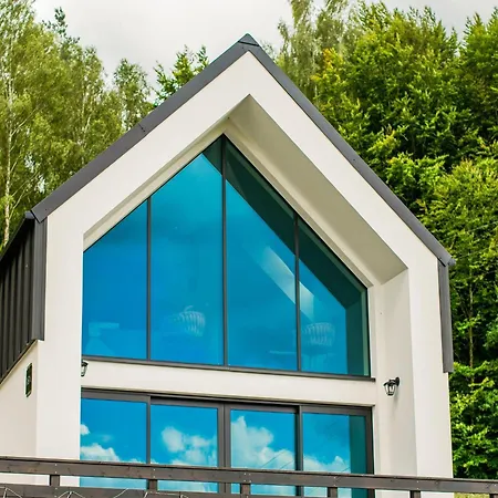 A Comfortable House In Kashubia For 8 People غولوبي