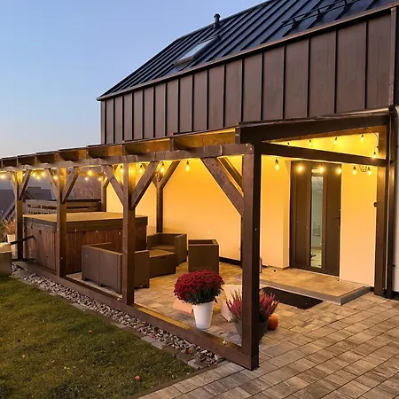 A Comfortable House In Kashubia For 8 People 펜션 고우비에