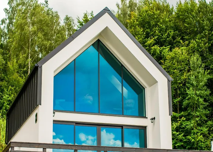 A Comfortable House In Kashubia For 8 People غولوبي