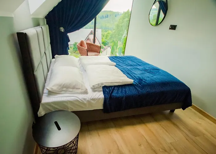 A Comfortable House In Kashubia For 8 People بيت للعطل غولوبي